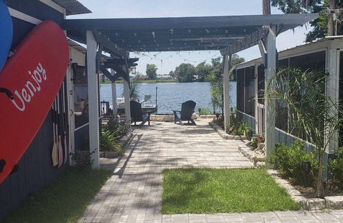 Lake Park Casa | Cozy Lakeside RV awaits