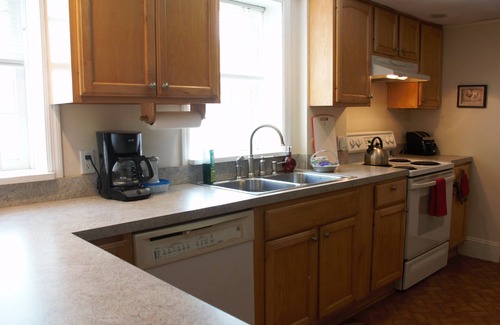 Blairstown Otro | Cozy Lakeview Farmstay Near NYC & Delaware Water Gap.