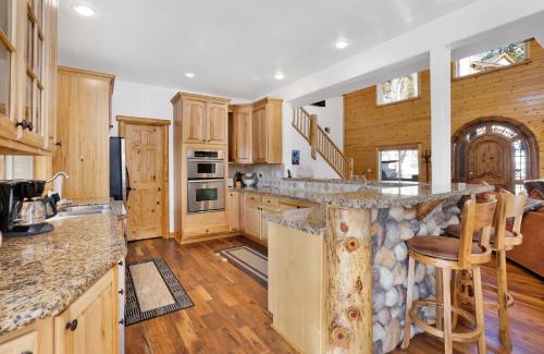 Fawnskin Chalet De Esquí | Cozy Lakeview Hideaway by Big Bear Vacations Amazing Fawnskin Log Cabin Chalet