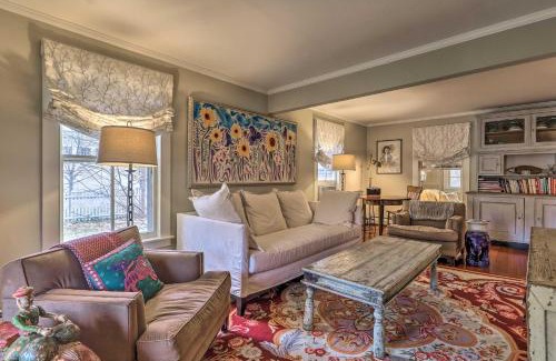 Litchfield Historic District Casa | Cozy Litchfield House with Fenced-In Yard and Fire Pit