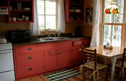 Underhill Cabina | Cozy Little Cabin in the Woods