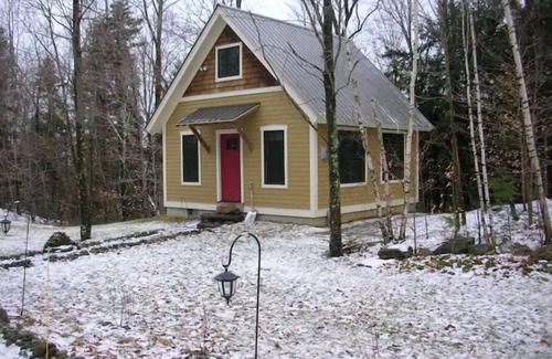 Underhill Cabina | Cozy Little Cabin in the Woods