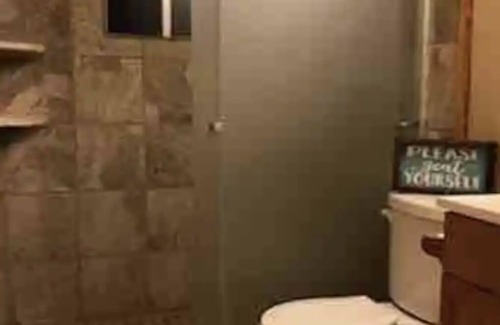 Manila Casa | Cozy little house, great location, walking distance to stores and restaurants.