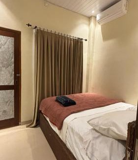 Dalung Casa | Cozy Little Stay near Canggu on 2nd floor - include 2 Bed Room with Living Room
