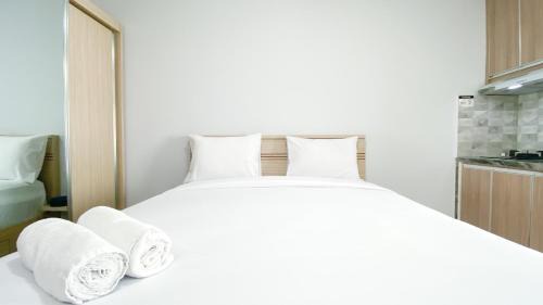 Cinere Apartamento | Cozy Living and Homey Studio Room Cinere Resort Apartment By Travelio