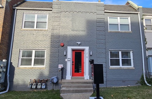 Trinidad Apartamento | Cozy Living, conveniently located close to city nightlife and touring.