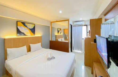 Kebagusan Apartamento | Cozy Living Studio at Kebagusan City Apartment By Travelio
