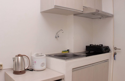 Karawang Apartamento | Cozy Living Studio At Urbantown Apartment Karawang
