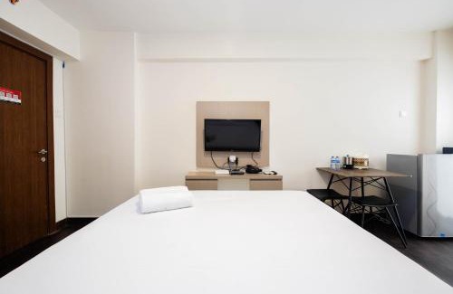 Depok Apartamento | Cozy Living Studio Room at Cinere Resort Apartment By Travelio