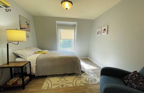 Flat River Apartamento | Cozy loft apartment at ocean and river with water access. Pet friendly!