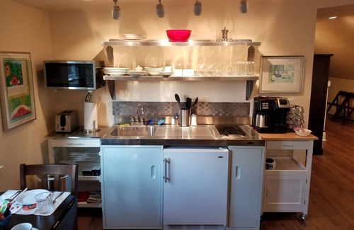 East Hill Apartamento | Red Door Loft - Near Downtown Nashville - Monthly