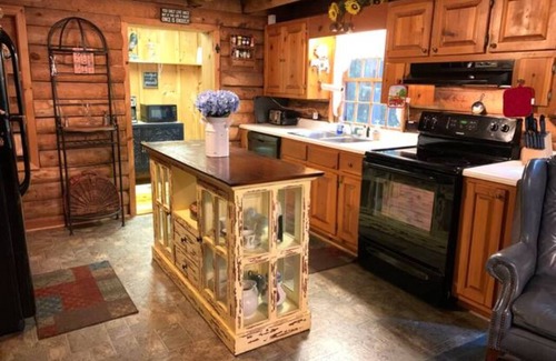 Sky Valley Cabina | Cozy log cabin in North Georgia
