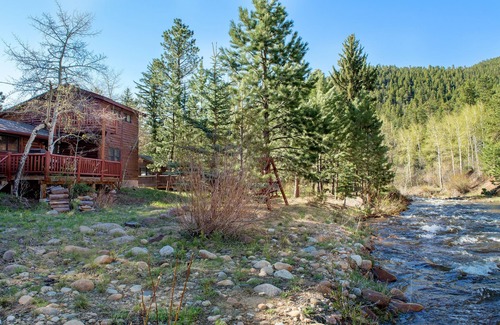 Estes Park Cabina | Cozy Log Cabin on Fall River