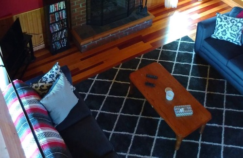 Randolph Casa | Cozy log home on Amish Trail in Cattaraugus County
