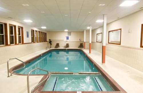 Lincoln Apartamento | COZY LOON MOUNTAIN ESCAPE - Free shuttle, Pool, Hot tub, River&Mnt Views