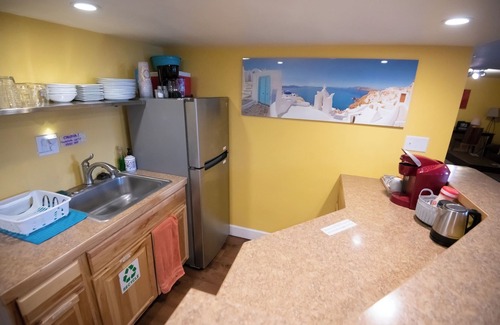 Keewayden Casa | COZY Lower Level 3 Bedroom Private Suite in South Boulder