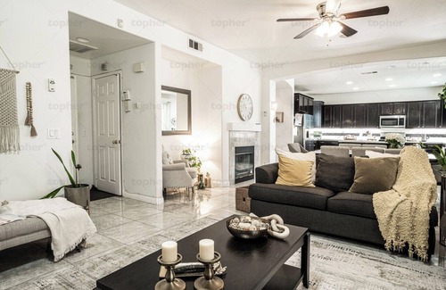 Riverside Casa | Cozy Luxe Stay w/Resort-Style Amenities