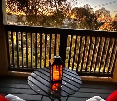 Mission Viejo Apartamento | Cozy Luxurious Spacious Apt with Valley View, Attached Garage,Pool,24-Hour Gym, 3 TV