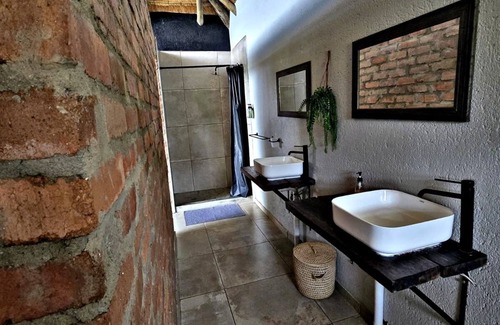 Nelspruit Chalet De Esquí | Cozy Luxury Bush Chalet in amazing Nelspruit, Lowveld