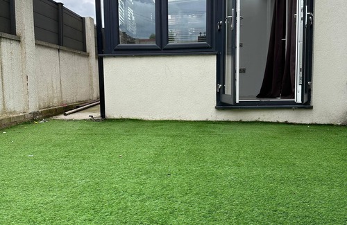 Offerton Casa | Cozy Manchester House - Stay With Host Onsite