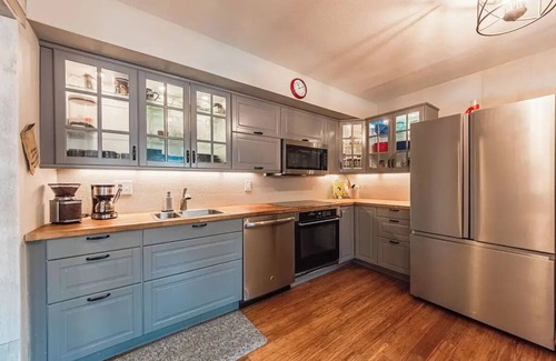 Manitou Springs Casa | Cozy Manitou Mountain Home- Prime location!