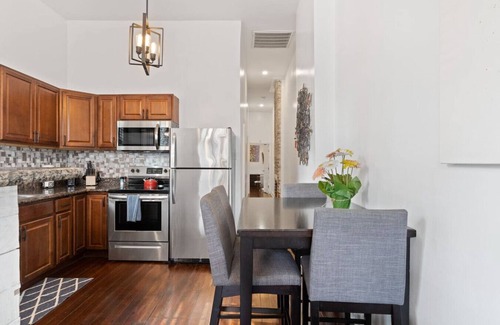 Tulane - Gravier Casa | Cozy Mid-City Cottage | Outdoor Patio w/ Backyard