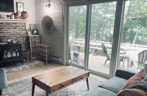 South China Cabina | Cozy Mid-Coast Cabin on China Lake-Family Friendly!