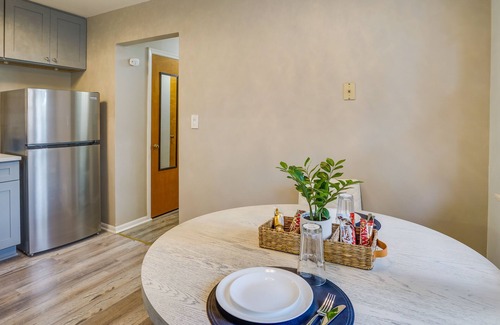 Morris Park Casa | Cozy Minneapolis Duplex - 10 Mi to Downtown!