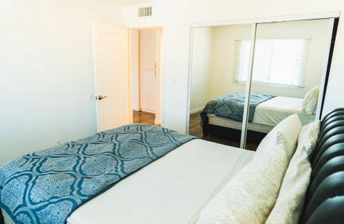 Wilshire Apartamento | Cozy Modern 1-Bedroom in Koreatown, Near Hollywood Attractions