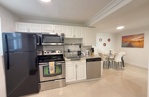 Buena Vista Apartamento | Cozy & Modern 2BR Suite, Design District Miami