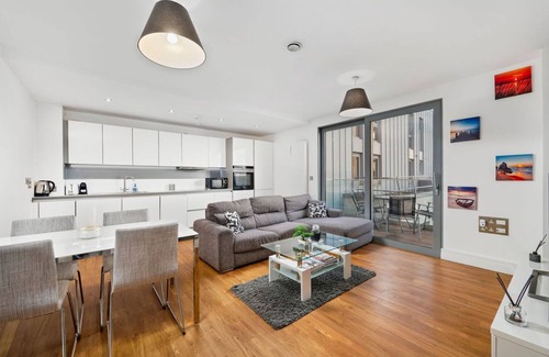 Islington Apartamento | Cozy Modern 3 Bed 2 Bath Flat in East London . Family & Pet-freindly
