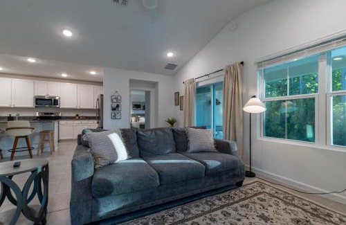 Ocala Casa | Cozy Modern 3BR Retreat