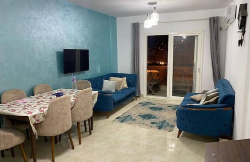 Ash-Shruq Apartamento | Cozy Modern Apartment in El Rehab 2,