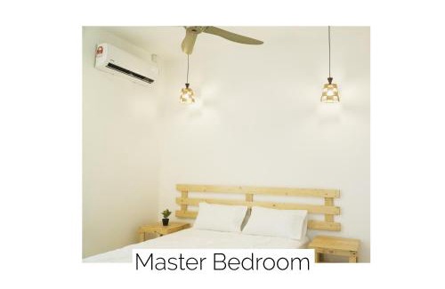 Gambang Casa | Cozy, Modern, Air Cond Gambang Water Park Homestay - The Pigeon Guest House
