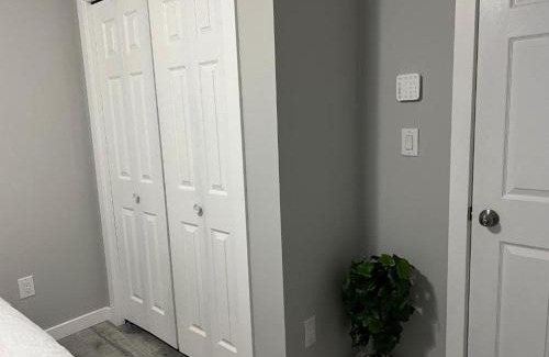 Fort Gary Casa | Cozy Modern and Lavish 1 Bedroom Basement Suite