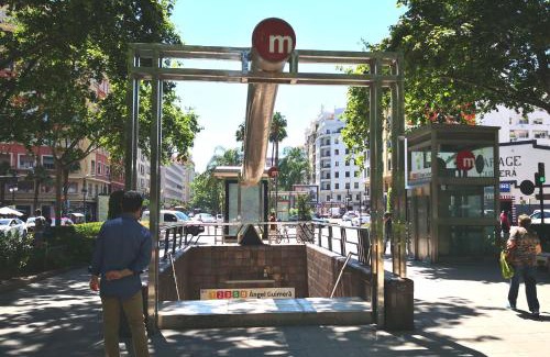 Extramurs Apartamento | COZY & MODERN Apartment junto a Metro A Guimerá