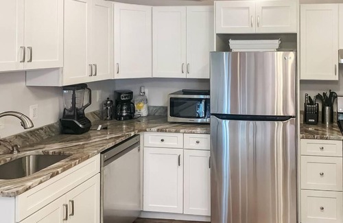 Fells Point Apartamento | Cozy Modern Apt in the Heart of Fells Point!