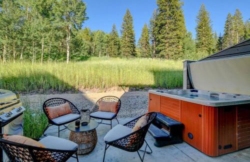Rendezvous Casa | Cozy Modern Cabin W Hot Tub - Minutes To Ski Area
