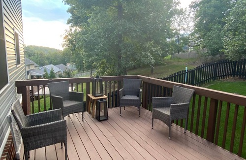 Christiansburg Casa | Cozy Modern Cottage Style Home minutes from VT, RU, Christiansburg Aquatic Cente