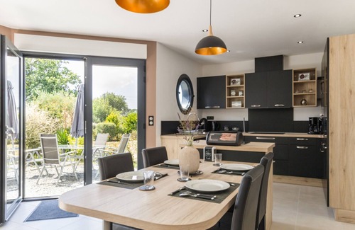 Lessay Cabaña | Casa de madera contemporánea cerca del bosque, equipada y luminosa, cerca de playas y sitios históricos