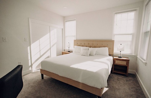 Mechanicsburg Otro | Cozy & Modern Farmhouse – 3BR Sleeps 10 - Near Hershey, Harrisburg, Carlisle