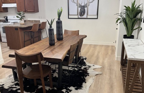 Sheridan Apartamento | Cozy Modern Farmhouse Apartment