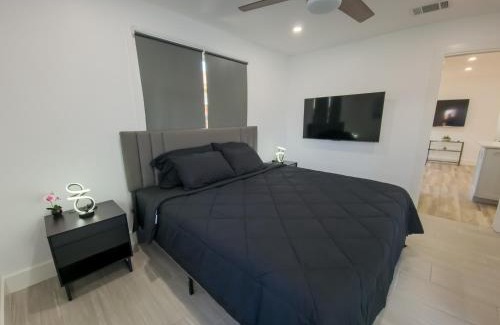 Indian Hills Casa | Cozy modern house - Near SXSW and other events