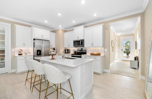 Bonita Springs Casa | Cozy Modern Sunny Haven w. 5 Star Amenities