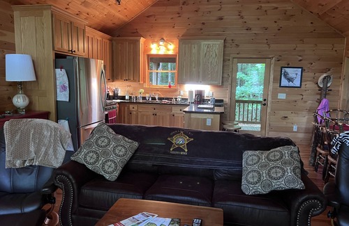 Lansing Casa | Cozy Mountain Cabin on Phoenix Mountain