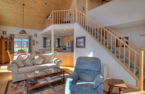 South Fork Cabina | Cozy Mountain Cabin - Outdoor Firepit - Near Wolf Creek Ski Area