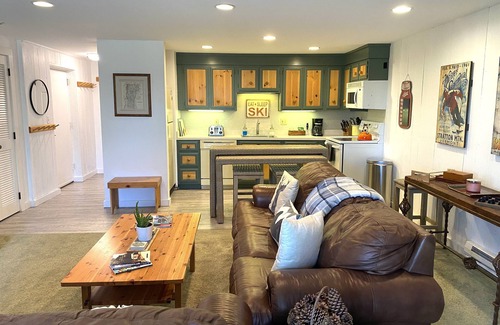 Bromley Mountain Condominio | Cozy Mountain Condo - True Ski in Ski out