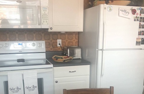 Andrews Cabaña | Cozy Mountain Cottage!! Minutes from casino, rivers, lakes and more