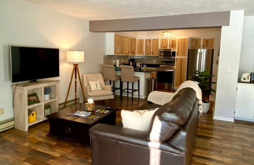 Saint Mary's Apartamento | Cozy Mountain Escape By The Lake