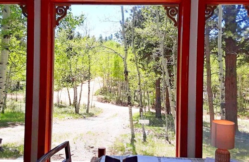 Bailey Casa | Cozy Mountain Home at Trailheads